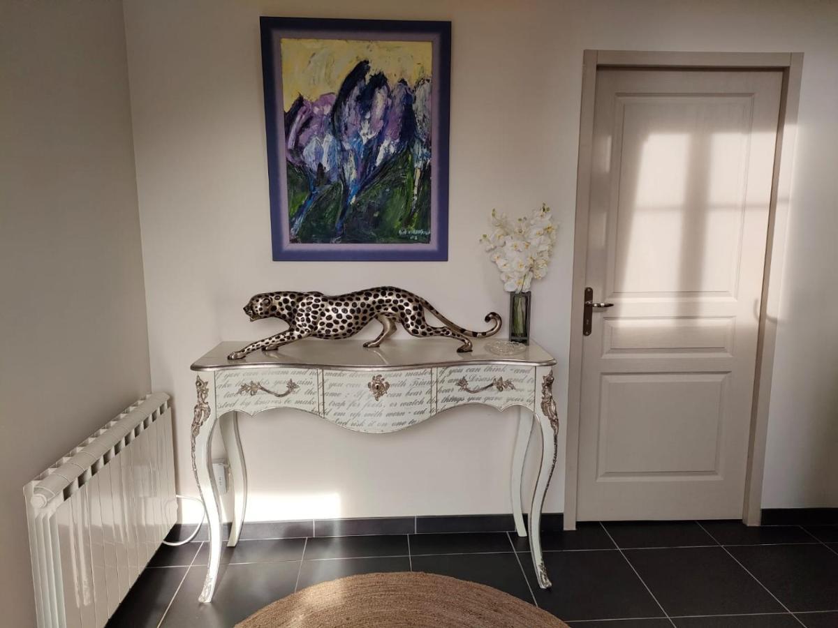 Les Logis D Usse Villa Rigny-Usse ภายนอก รูปภาพ